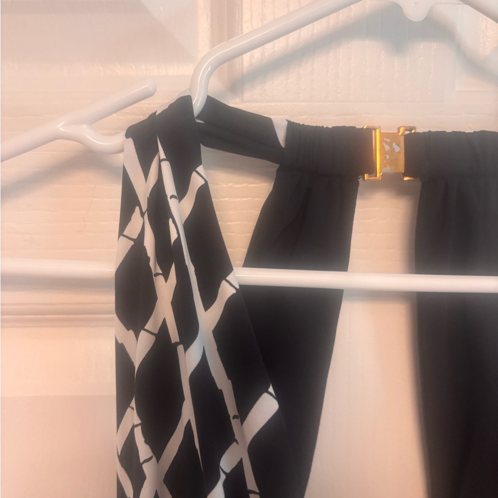 Blue Rod Beattie Navy & White Geometric One-Piece Swimsuit with Gold Accent - Picture 2 of 16